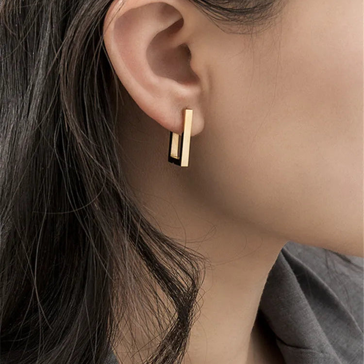 Brinco Click Retangular folheado em ouro 18K