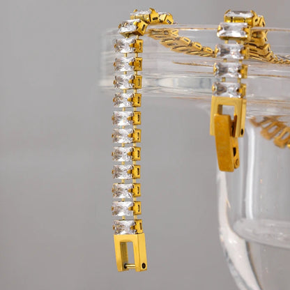 Pulseira cravejada, folheada em ouro 18K