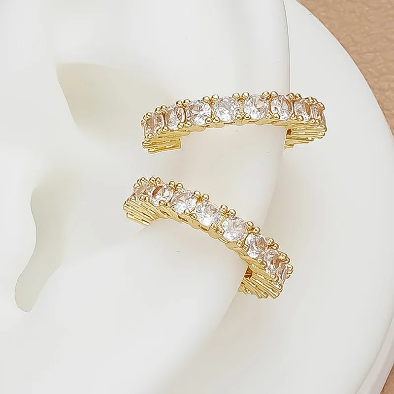 Brinco Duplo Cravejado, folheado em ouro 18K