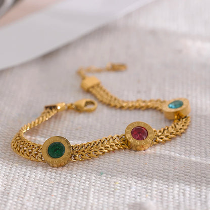 Pulseira com pequenos pingente