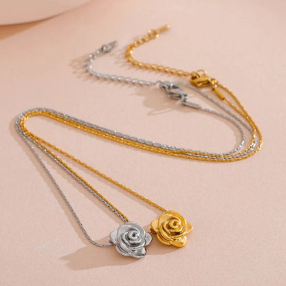 Colar pingente Rosa, folheado em Ouro 18K