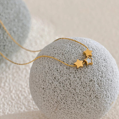 Colar com Três pingentes Estrela, folheado em ouro 18K