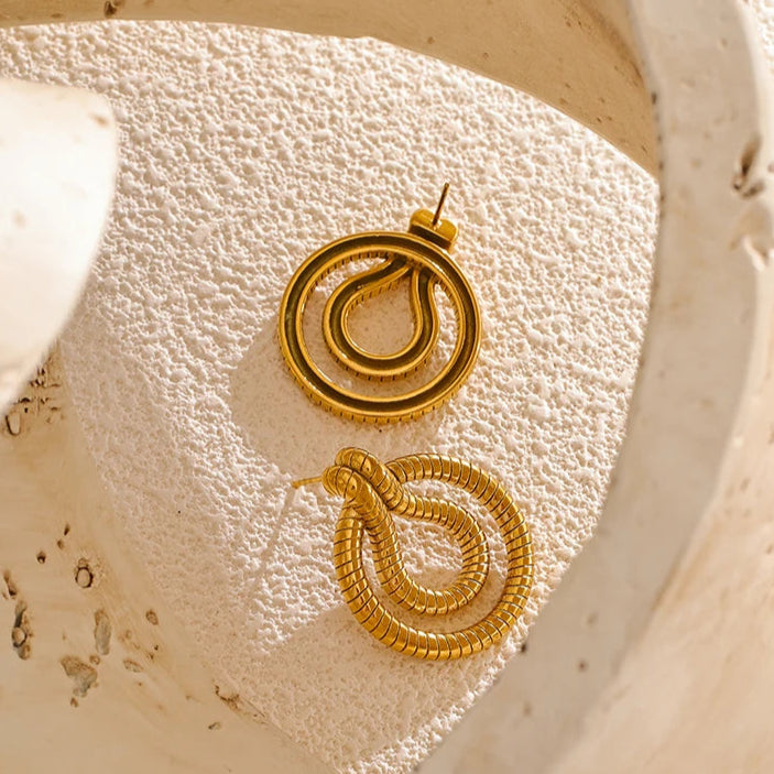 Brinco Egípcio Folheado em Ouro 18K