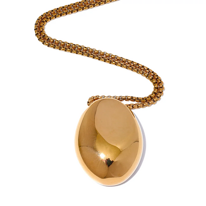 Colar com pingente Oval Longo